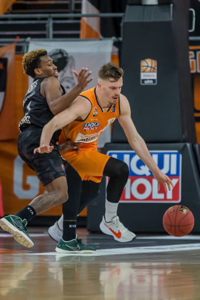 拜仁的进攻 拜仁的进攻